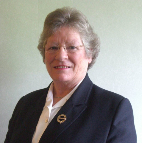 Captain (1997-8), President (2008-10) and Honorary Member of MCLGA. Photo courtesy of Gillian Kirkwood