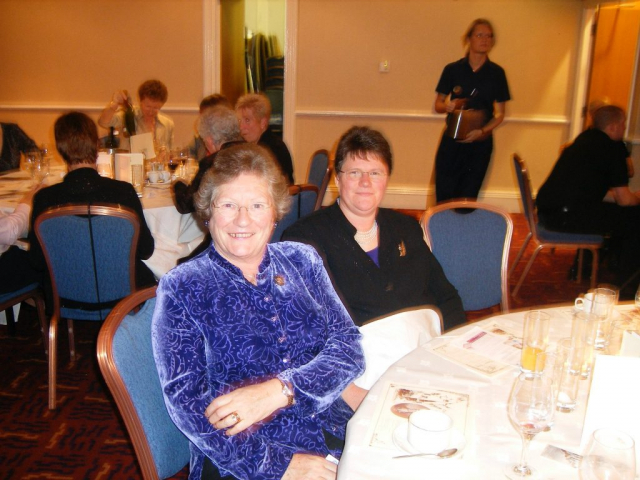 SLGA Centenary Lunch 2004. Photo courtesy of Gillian Kirkwood